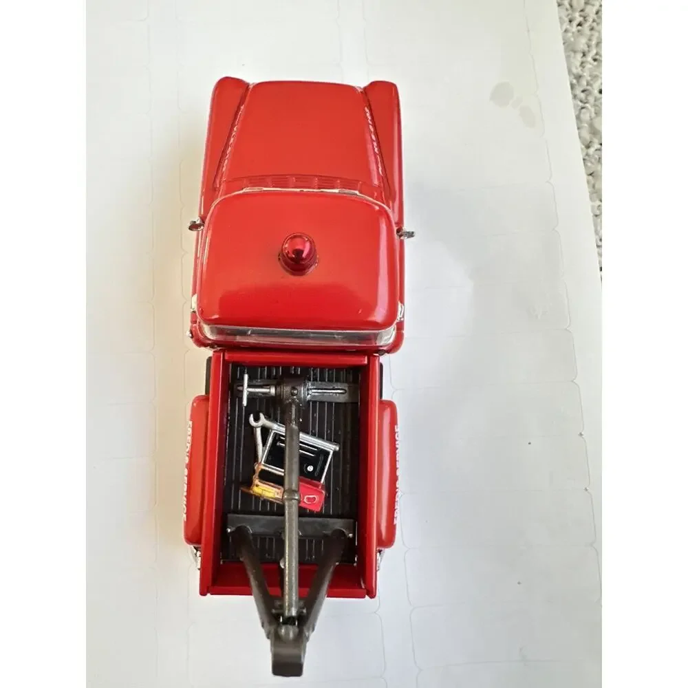 A15 Matchbox 1955 Chevy 3100 AAA Tow Truck 1:43 YRS01 w/ COA Collectible